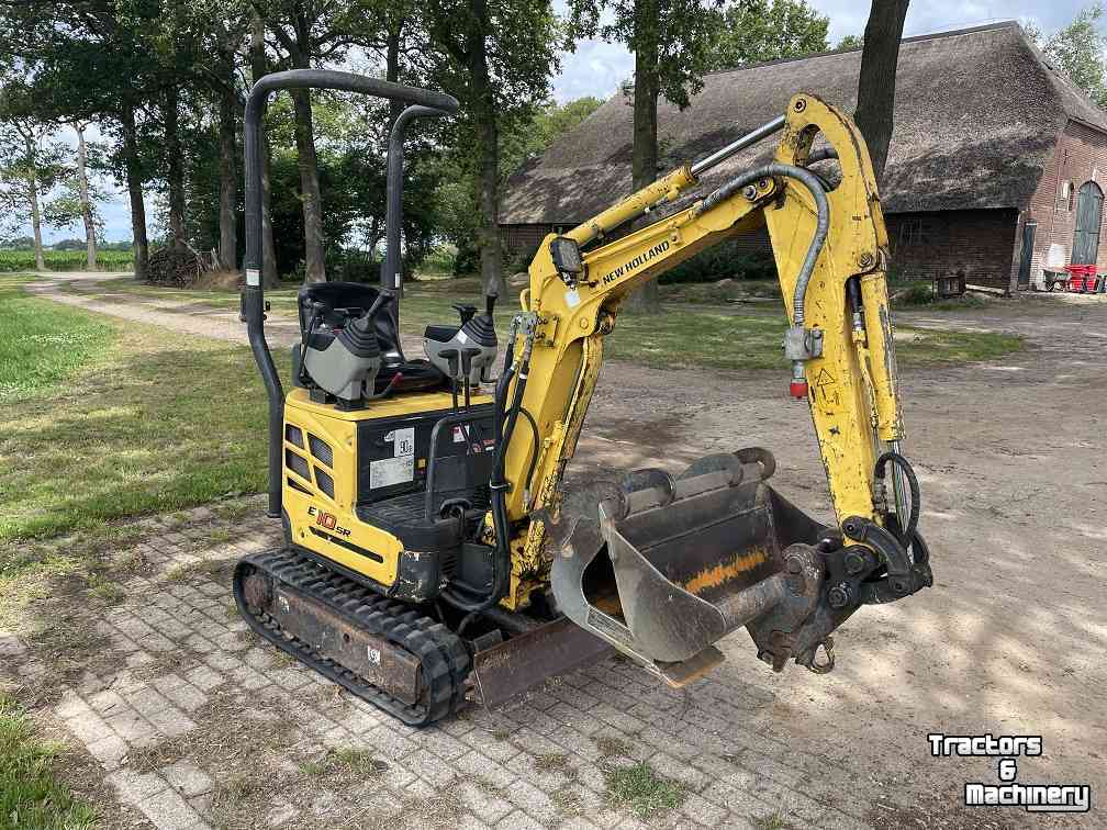 Excavator tracks New Holland E 10 SR minikraan, mini graver