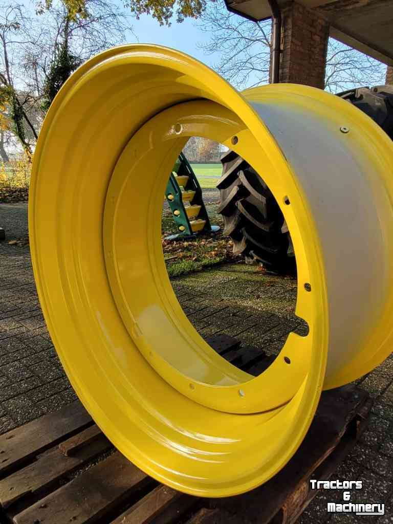 Wheels, Tyres, Rims & Dual spacers John Deere 23x42