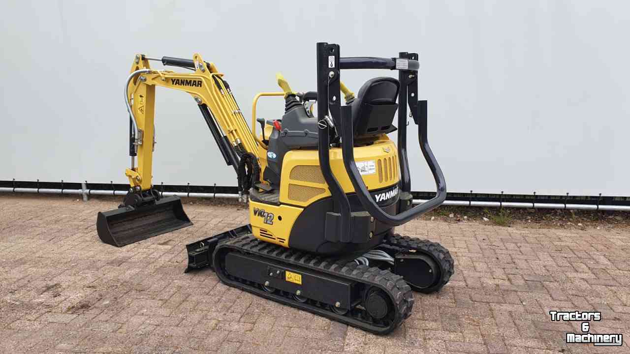 Excavator tracks Yanmar VIO 12 Nieuw overjarig!