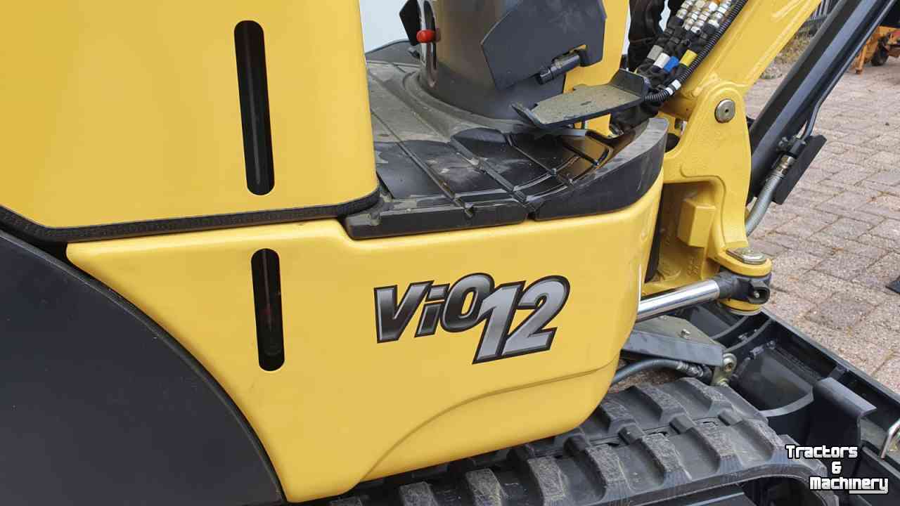 Excavator tracks Yanmar VIO 12 Nieuw overjarig!