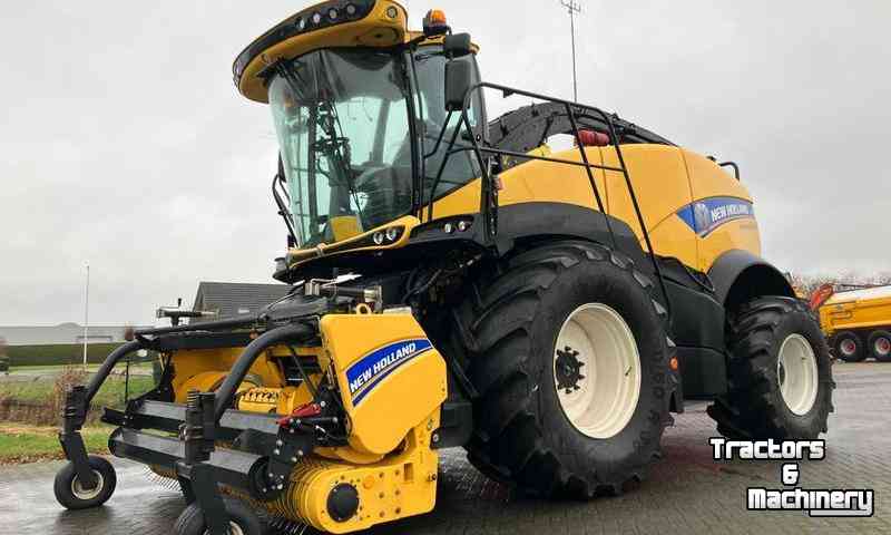 Forage-harvester New Holland FR 550 Zelfrijdende Veldhakselaar + PU + Maisbek