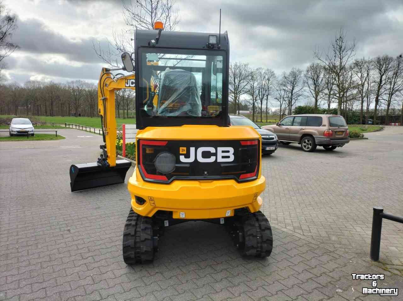 Excavator tracks JCB 36c-1