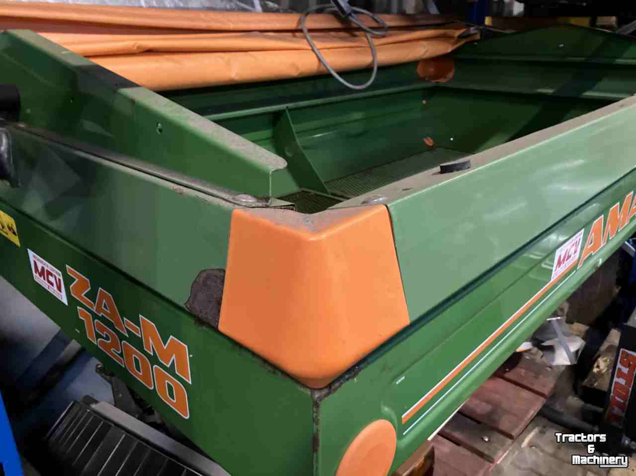 Fertilizer spreader Amazone ZA-M 1200