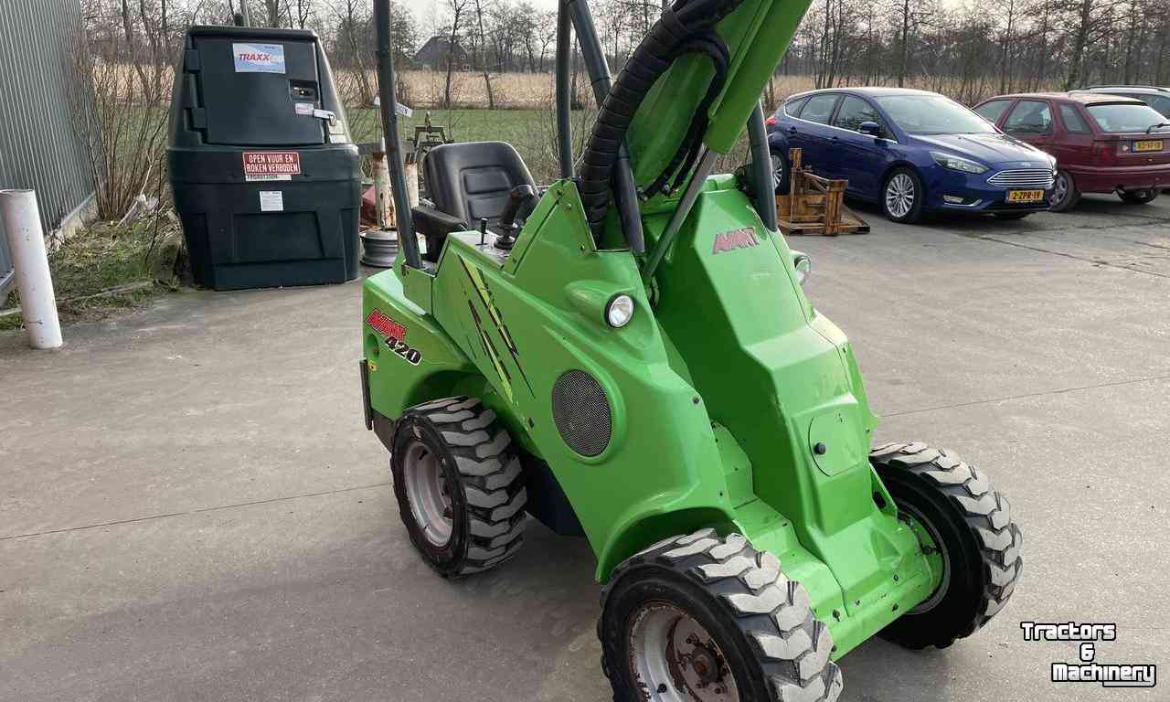 Wheelloader Avant 420 Mini-shovel