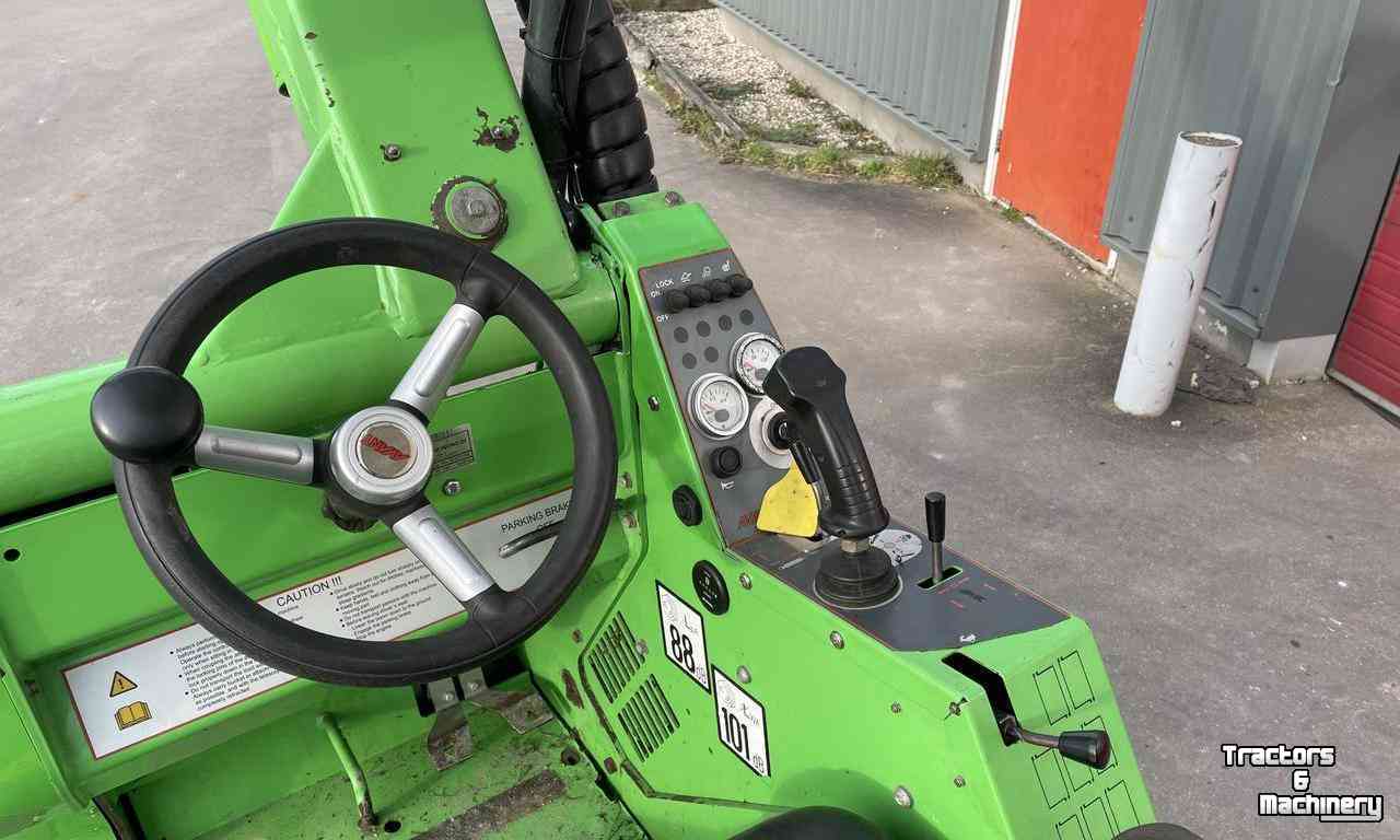 Wheelloader Avant 420 Mini-shovel