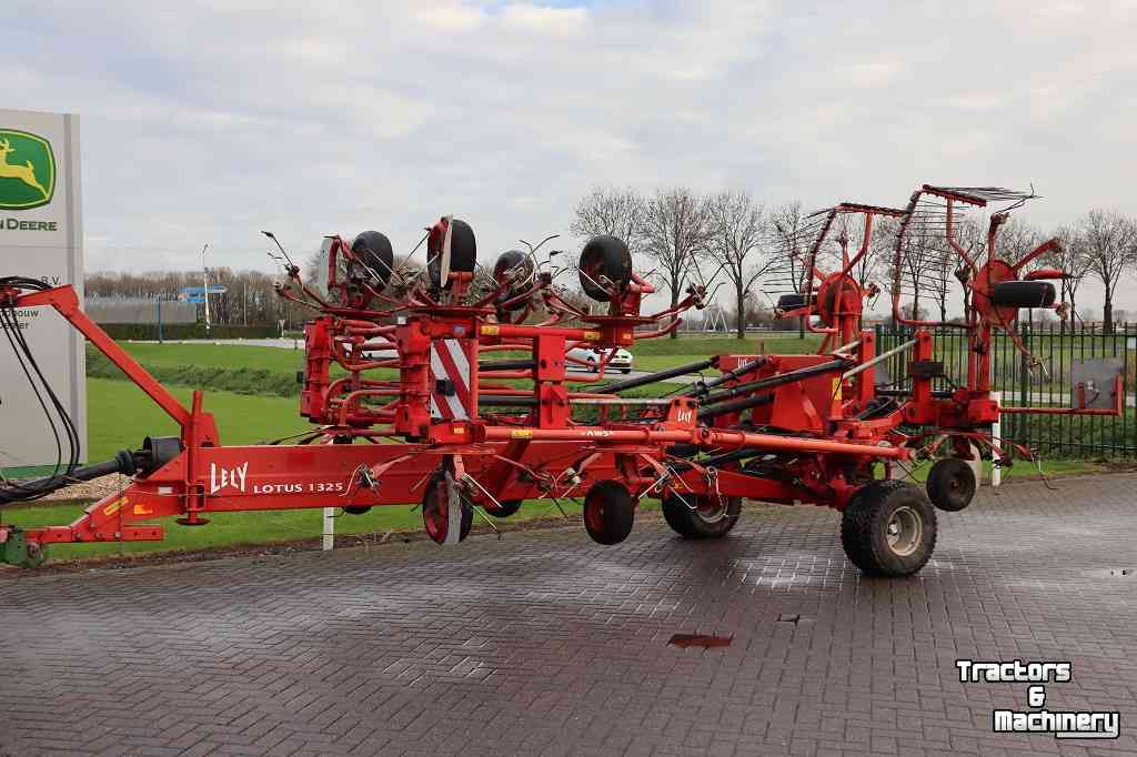 Tedder Lely LOTUS 1325