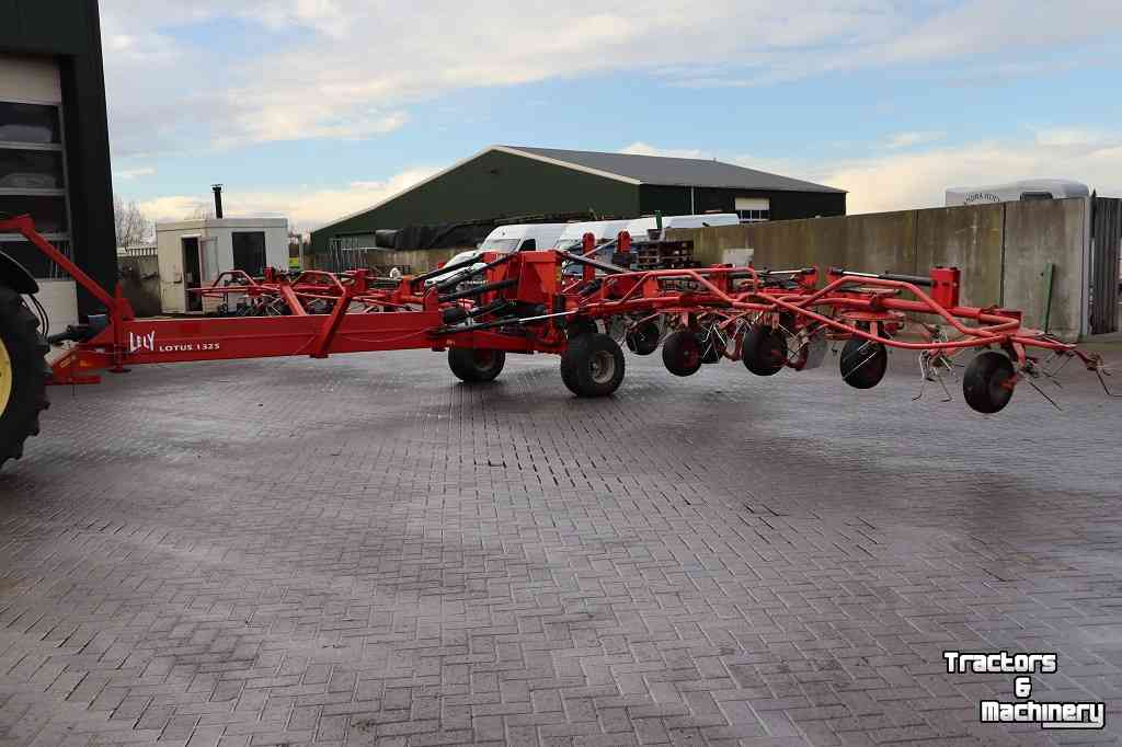 Tedder Lely LOTUS 1325