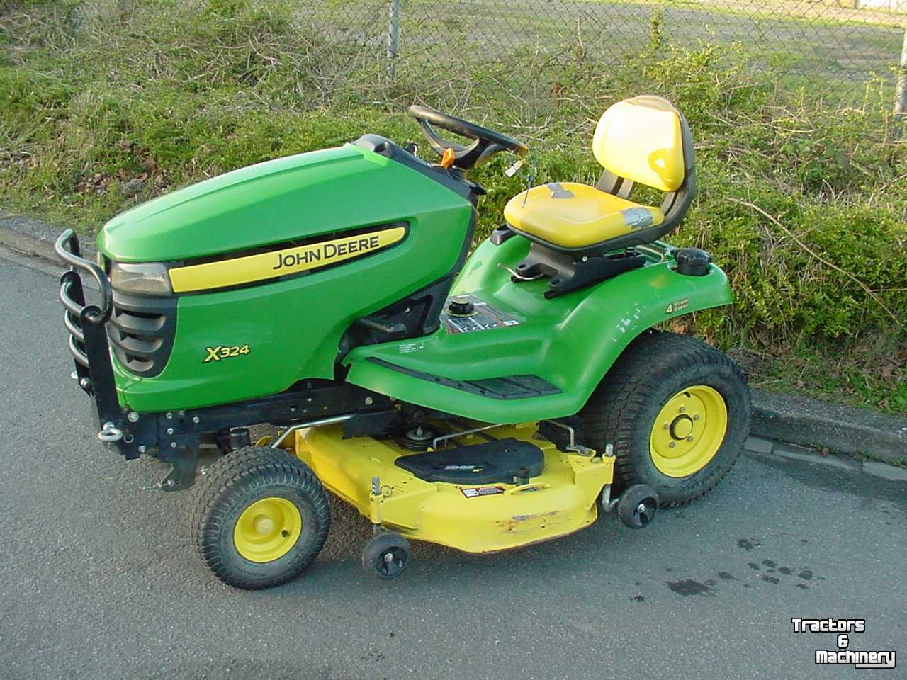 Mower self-propelled John Deere X324