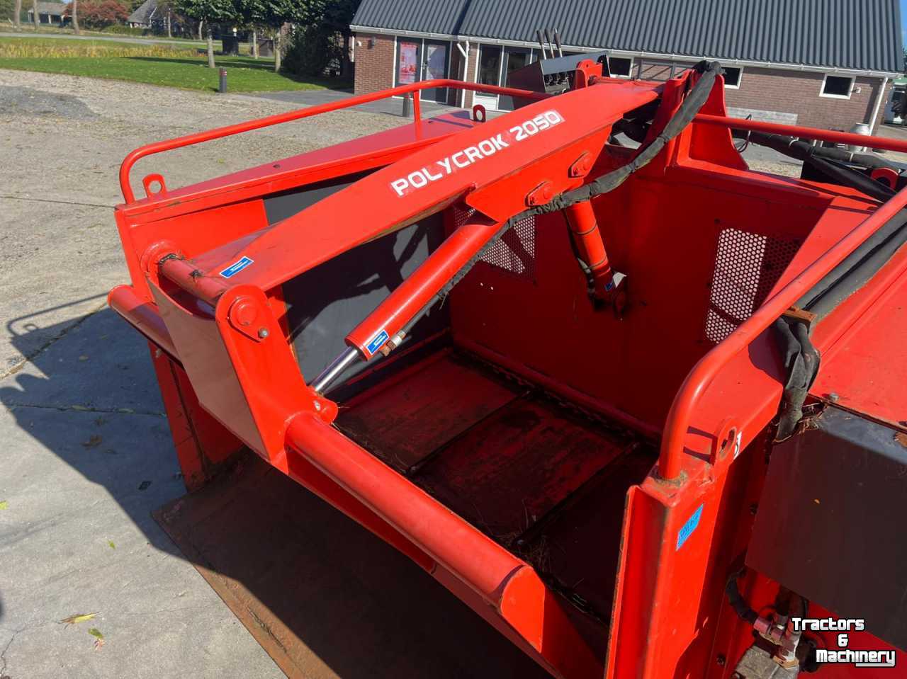 Silage grab-cutter Kuhn Polycrok 2050