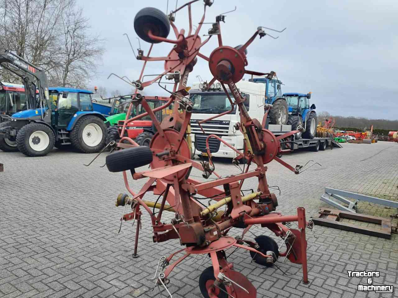 Tedder Lely Lotus 675 schudder