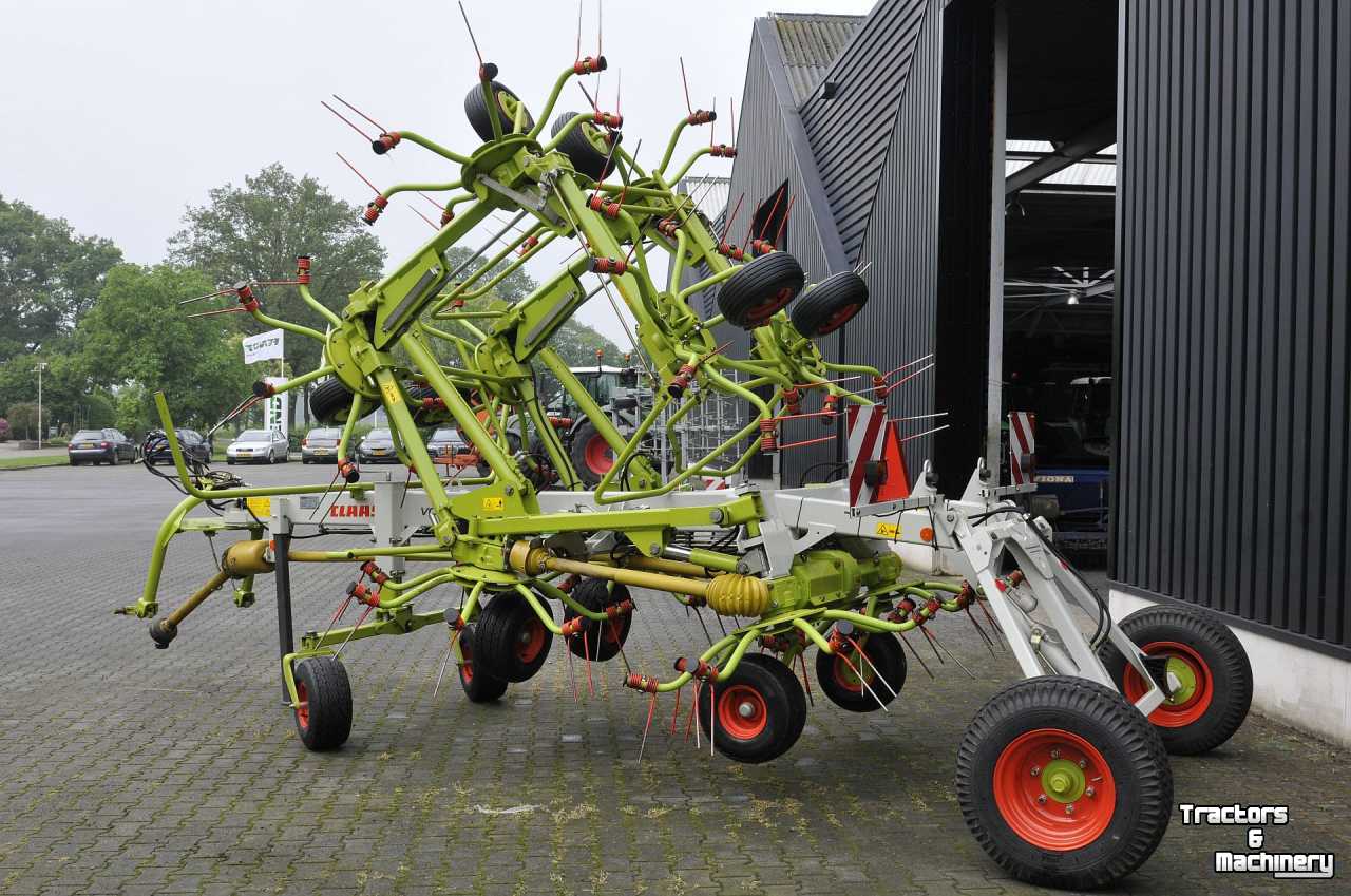 Tedder Claas Volto 1320T