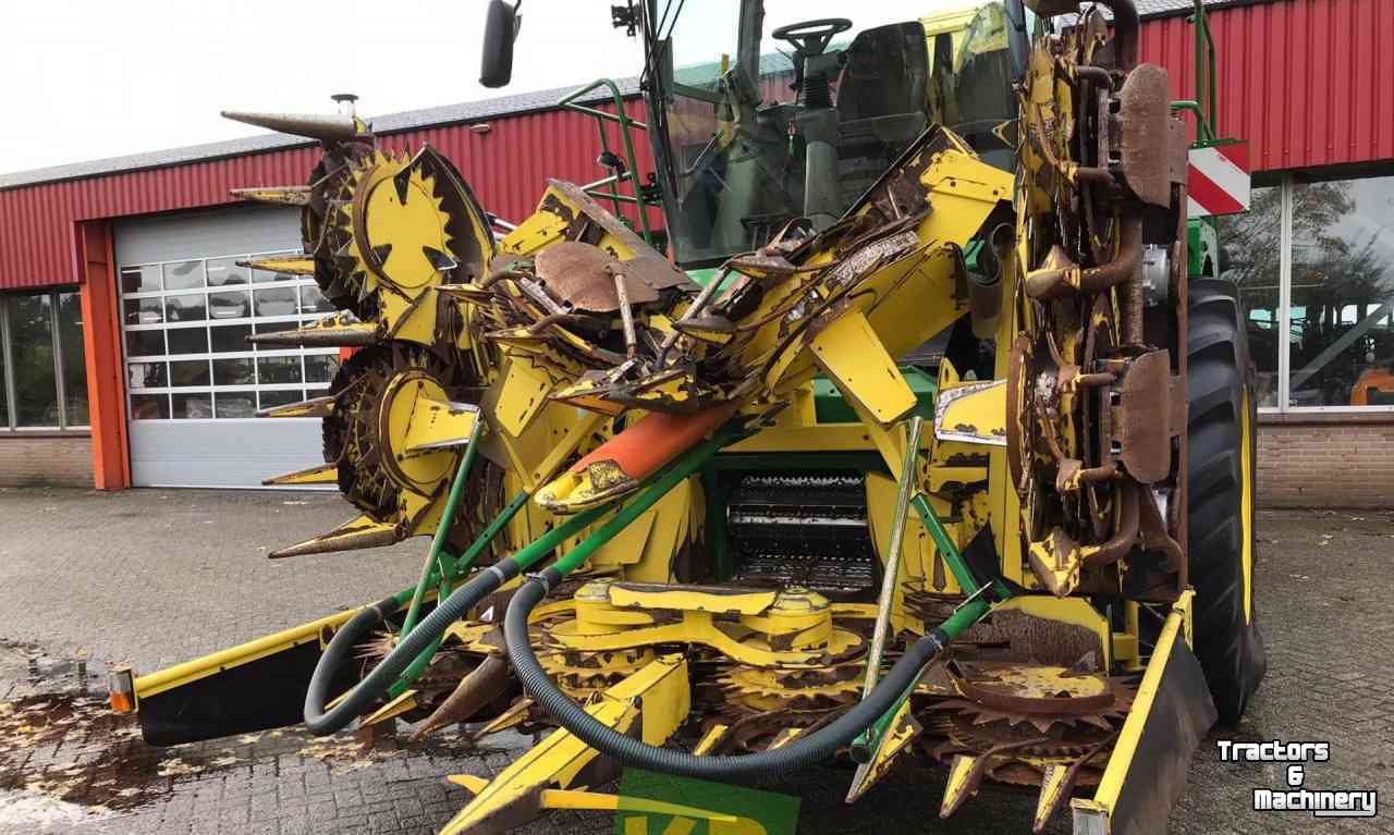 Cornhead John Deere 375 Plus JD 8000-9000 + Kemper 300F