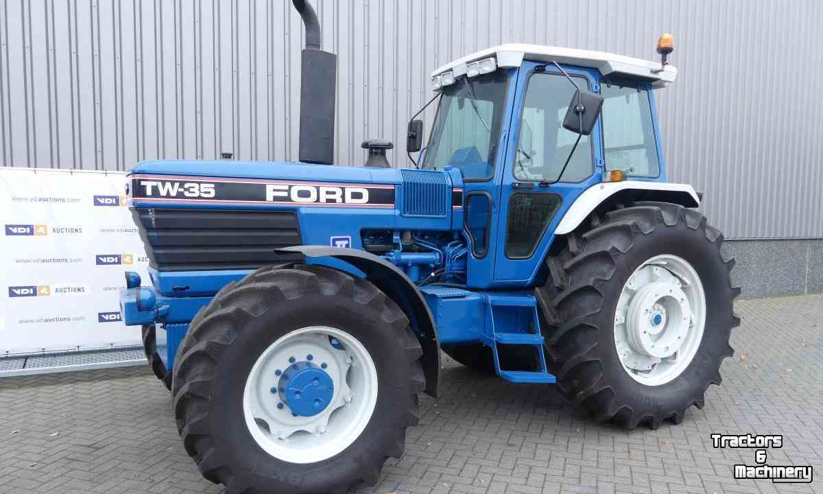 Tractors Ford TW 35