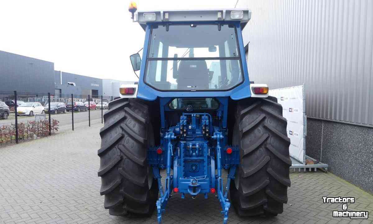 Tractors Ford TW 35