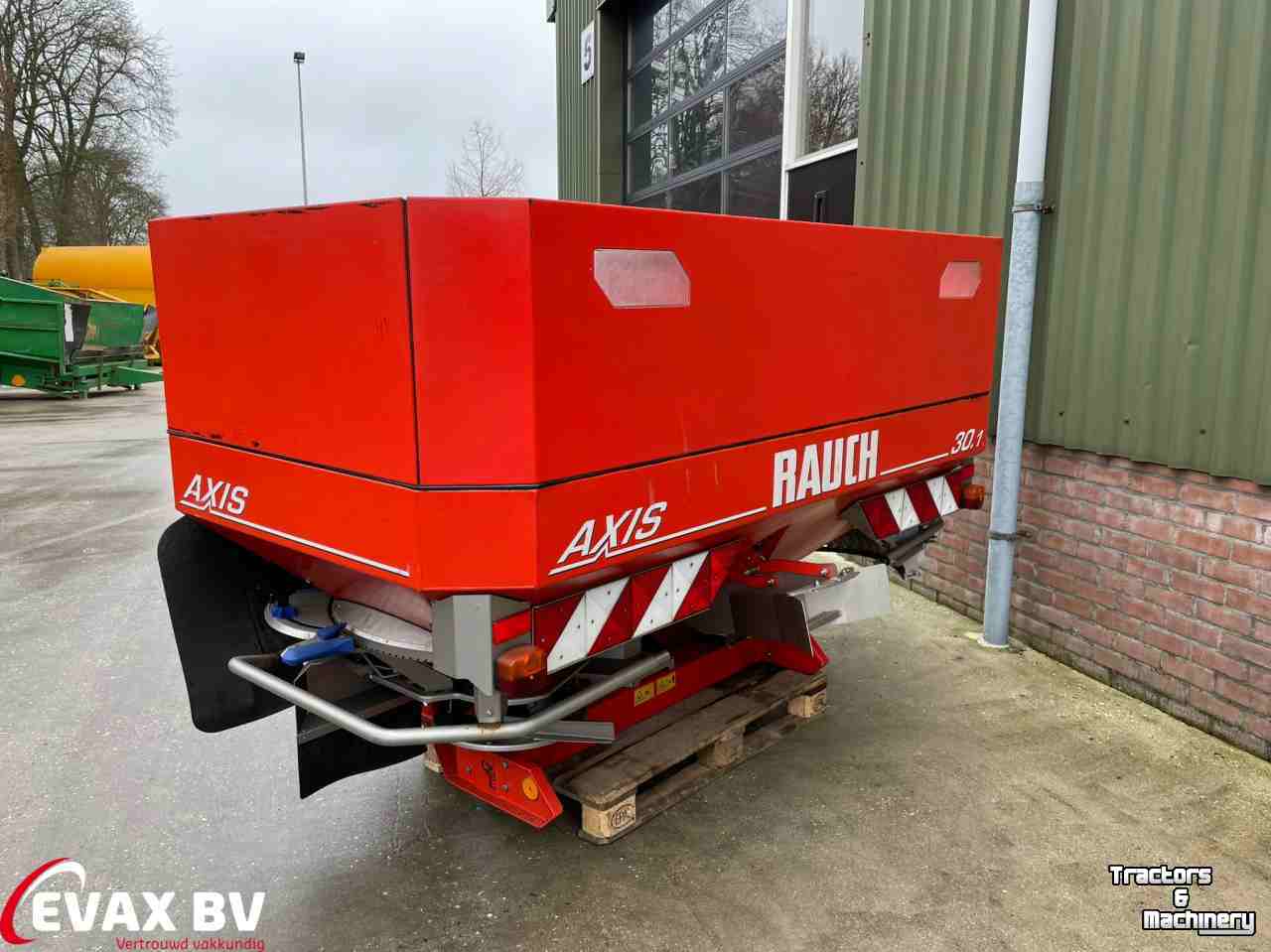 Fertilizer spreader Rauch Axis 30.1