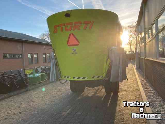 Vertical feed mixer Storti dunker