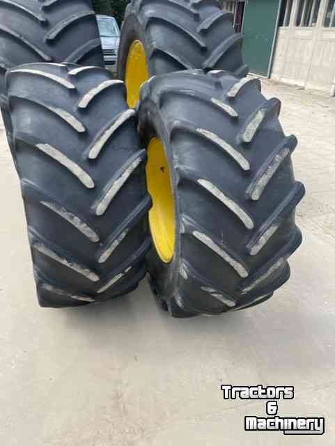 Wheels, Tyres, Rims & Dual spacers Michelin 600/65R28 XM28 John Deere