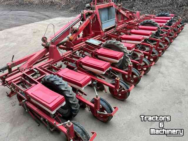 Seed drill Accord bietenzaaimachine