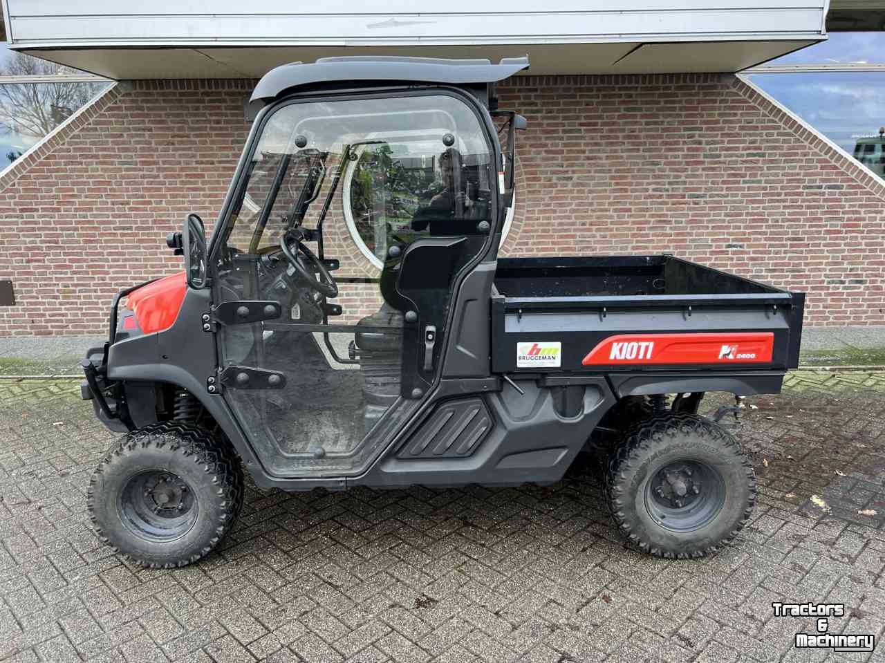 UTV / Gator Kioti Mechron K9 - 2400 UTV