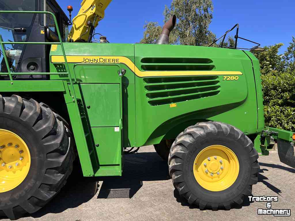 Forage-harvester John Deere 7280 hakselaar