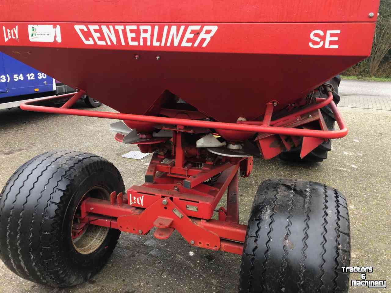 Fertilizer spreader Lely centerliner  SE