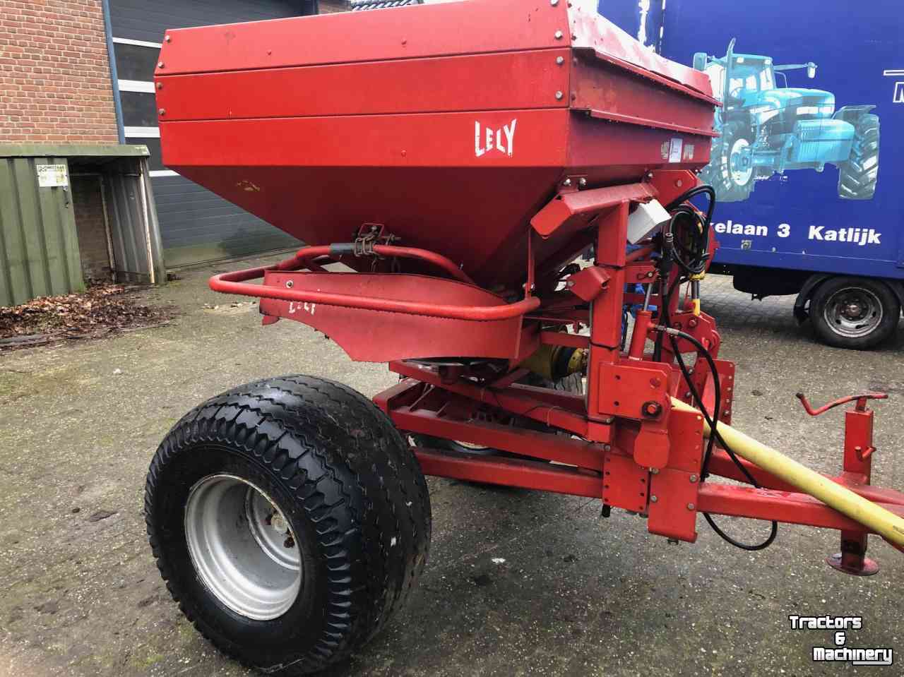 Fertilizer spreader Lely centerliner  SE