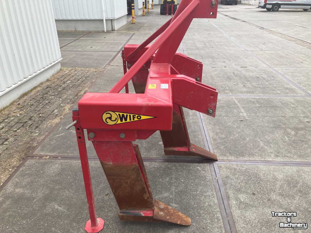 Deep subsoiler Wifo WU23-180