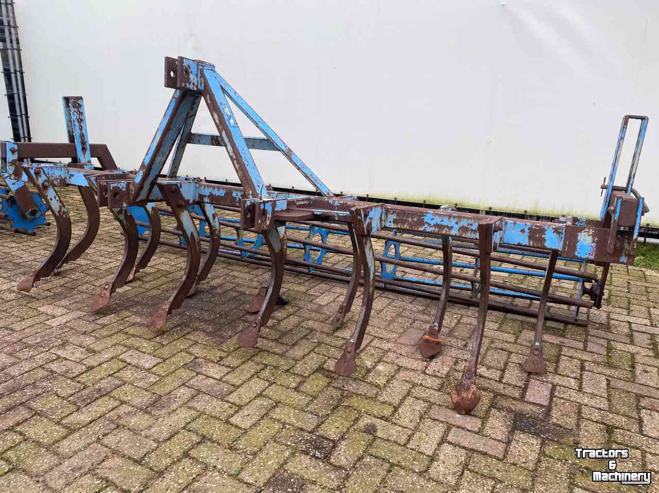 Cultivator Buts Meulepas 13 Tands cultivator met rol