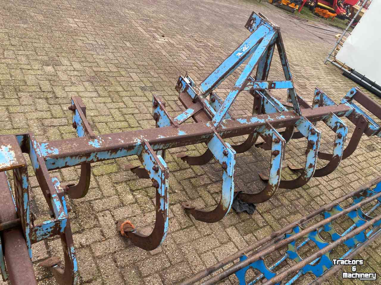 Cultivator Buts Meulepas 13 Tands cultivator met rol