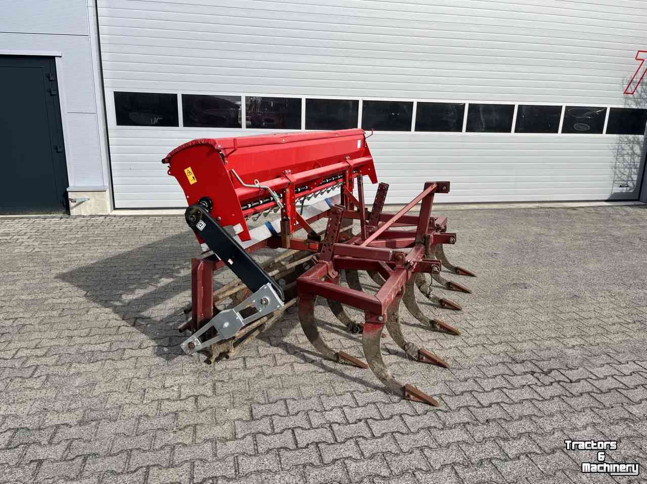 Cultivator Wifo KS300 met Fiona zaaibak