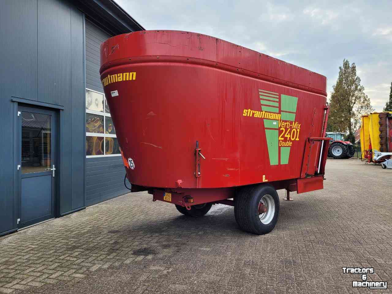 Vertical feed mixer Strautmann Vertimix 2401