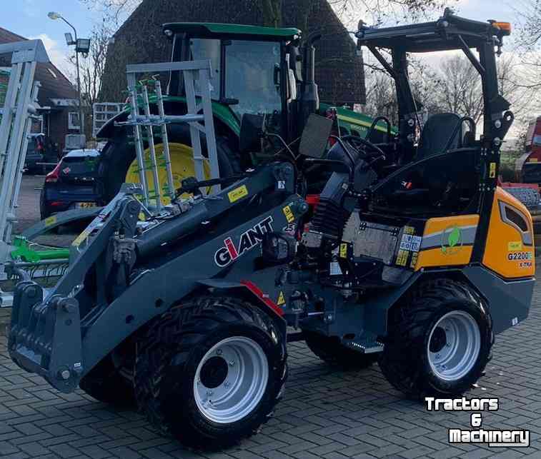 Wheelloader Giant G2200E xtra