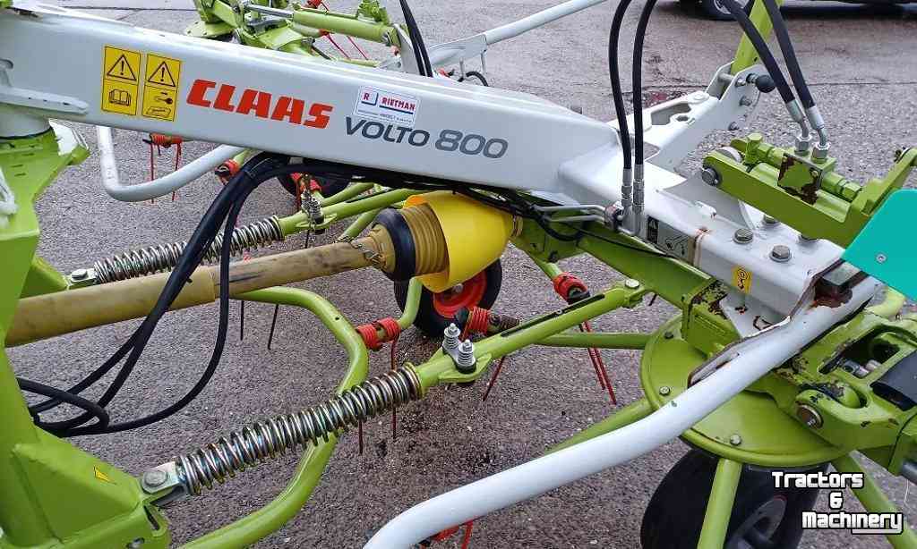 Tedder Claas Volto 800