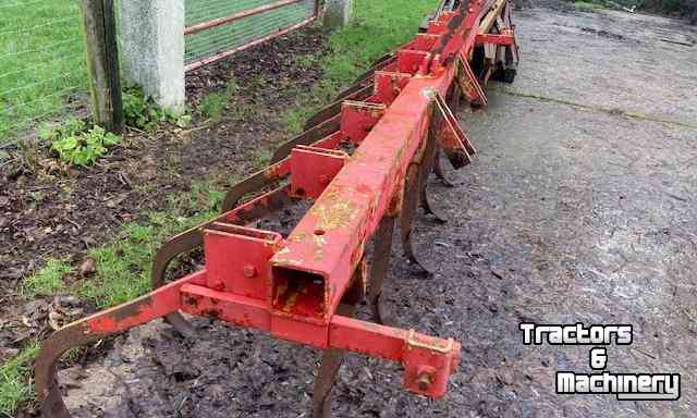 Cultivator  Vaste tand cultivator