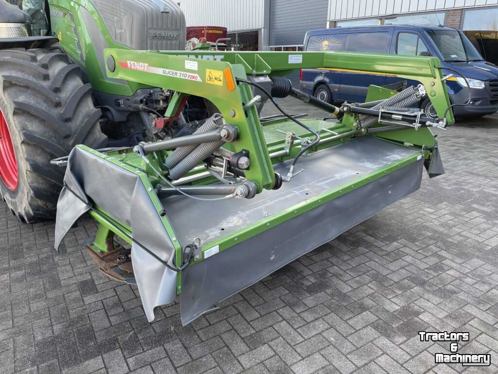 Mower Fendt Slicer 991 TL KC +  Gebruikte Fendt maaicombinatie met kneuzer Slicer 991 TL KC vlindermaaier Slicer 310 FZ KC