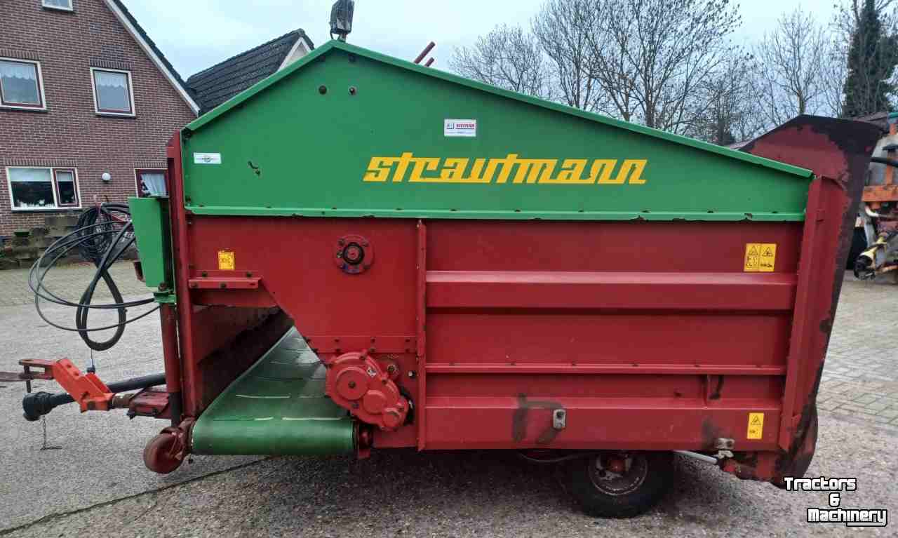 Silage-block distribution wagon Strautmann BVW Blokkendoseerwagen