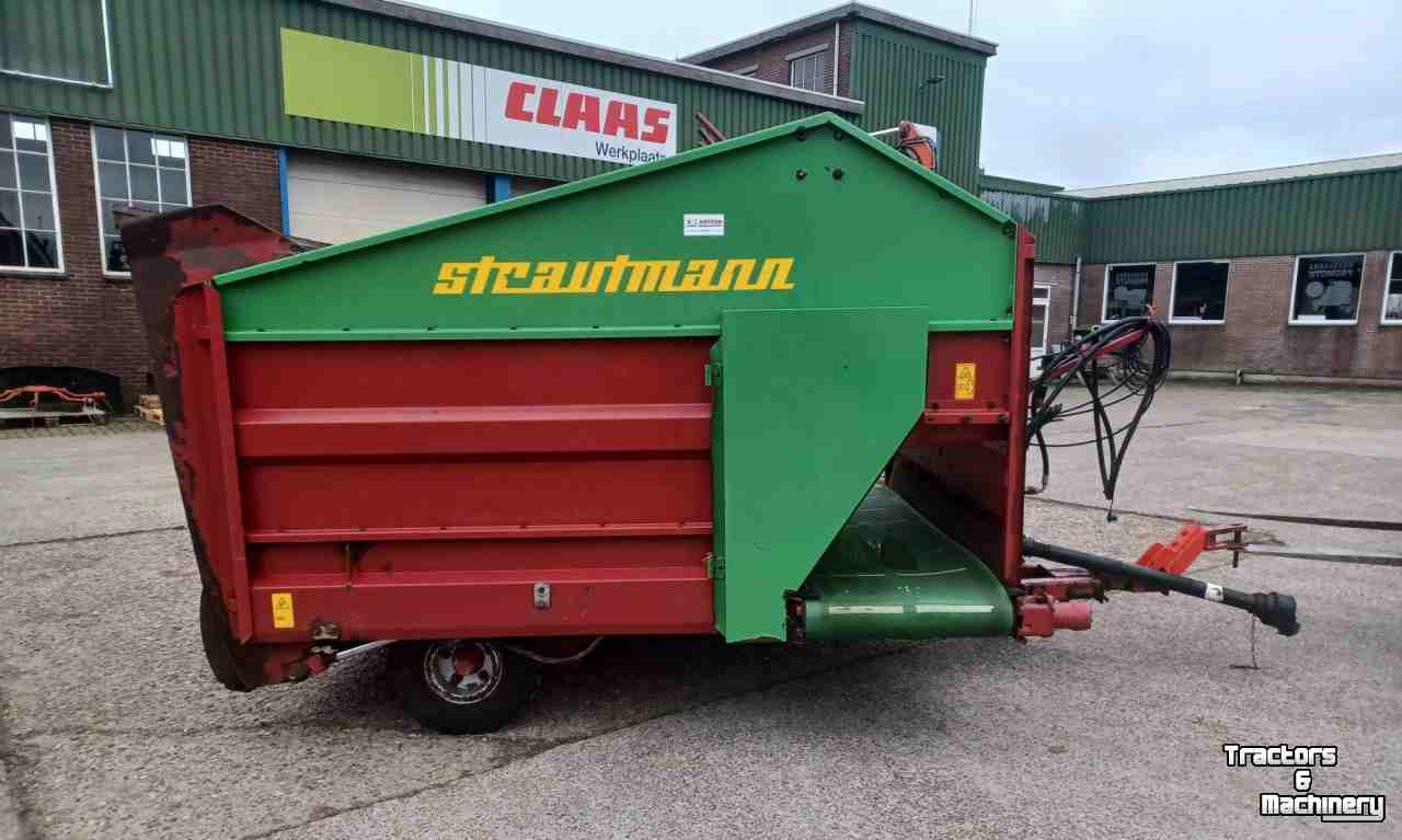 Silage-block distribution wagon Strautmann BVW Blokkendoseerwagen