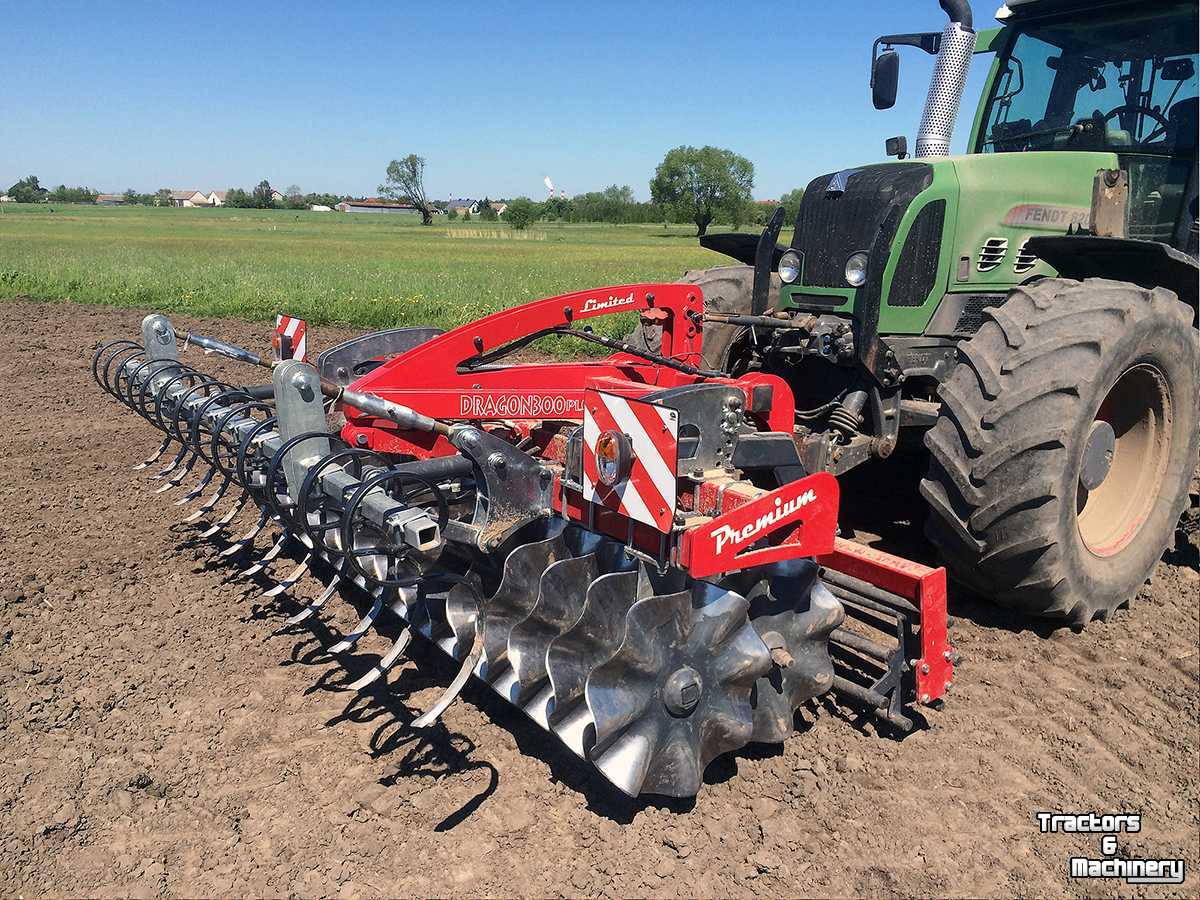 Disc harrow  Frontpakker-zaaibedcombinatie frontschijfcombinatie