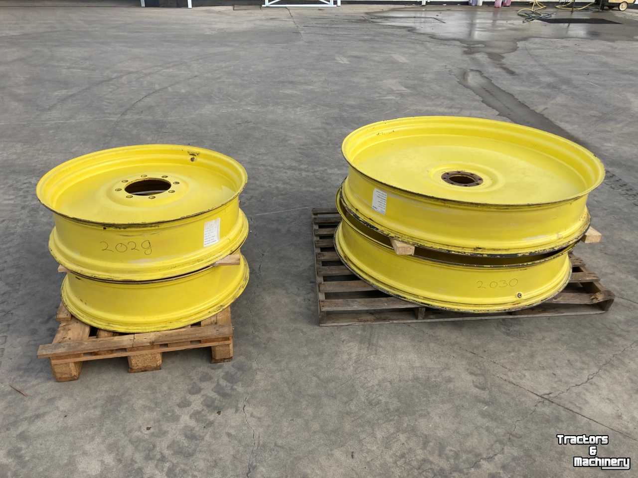 Wheels, Tyres, Rims & Dual spacers John Deere spoor 1.50