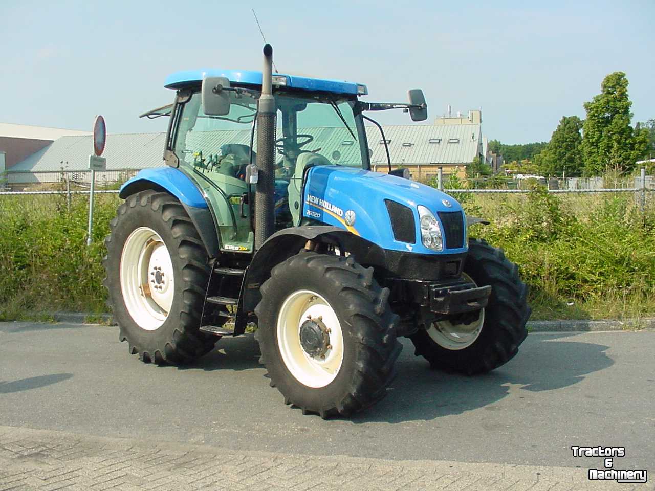 Tractors New Holland T6020 Plus