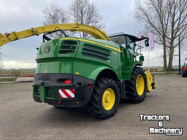 Forage-harvester John Deere 8600 i - 4 WD