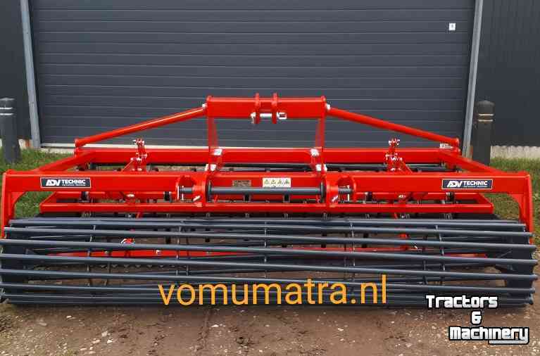 Seedbed combination ADV Technik Frontzaaibedcombinatie  Frontverkruimelaar ook in 2,5 + 3,5 + 4 mtr.