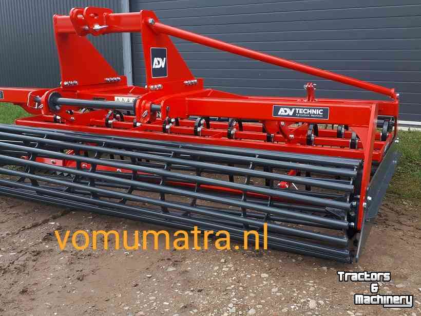 Seedbed combination ADV Technik Frontzaaibedcombinatie  Frontverkruimelaar ook in 2,5 + 3,5 + 4 mtr.