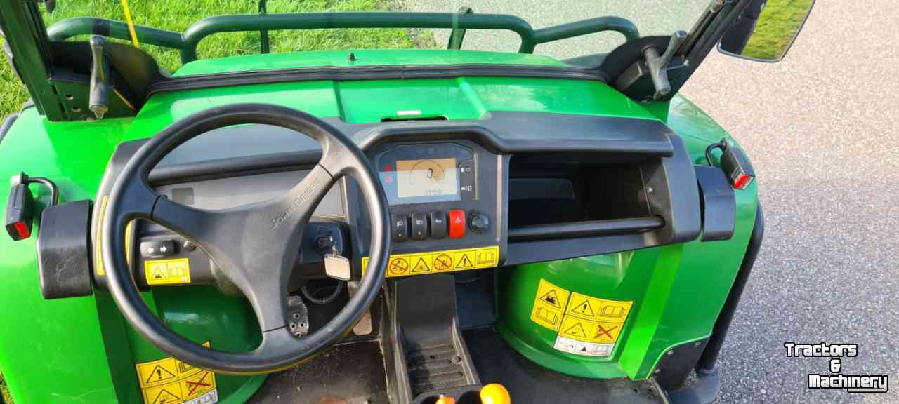 UTV / Gator John Deere HPX 815E