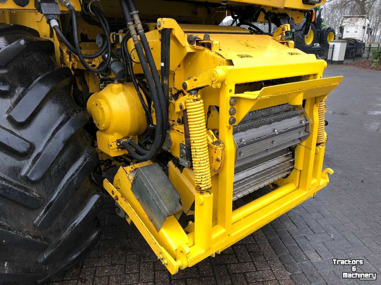 Forage-harvester New Holland FX 48