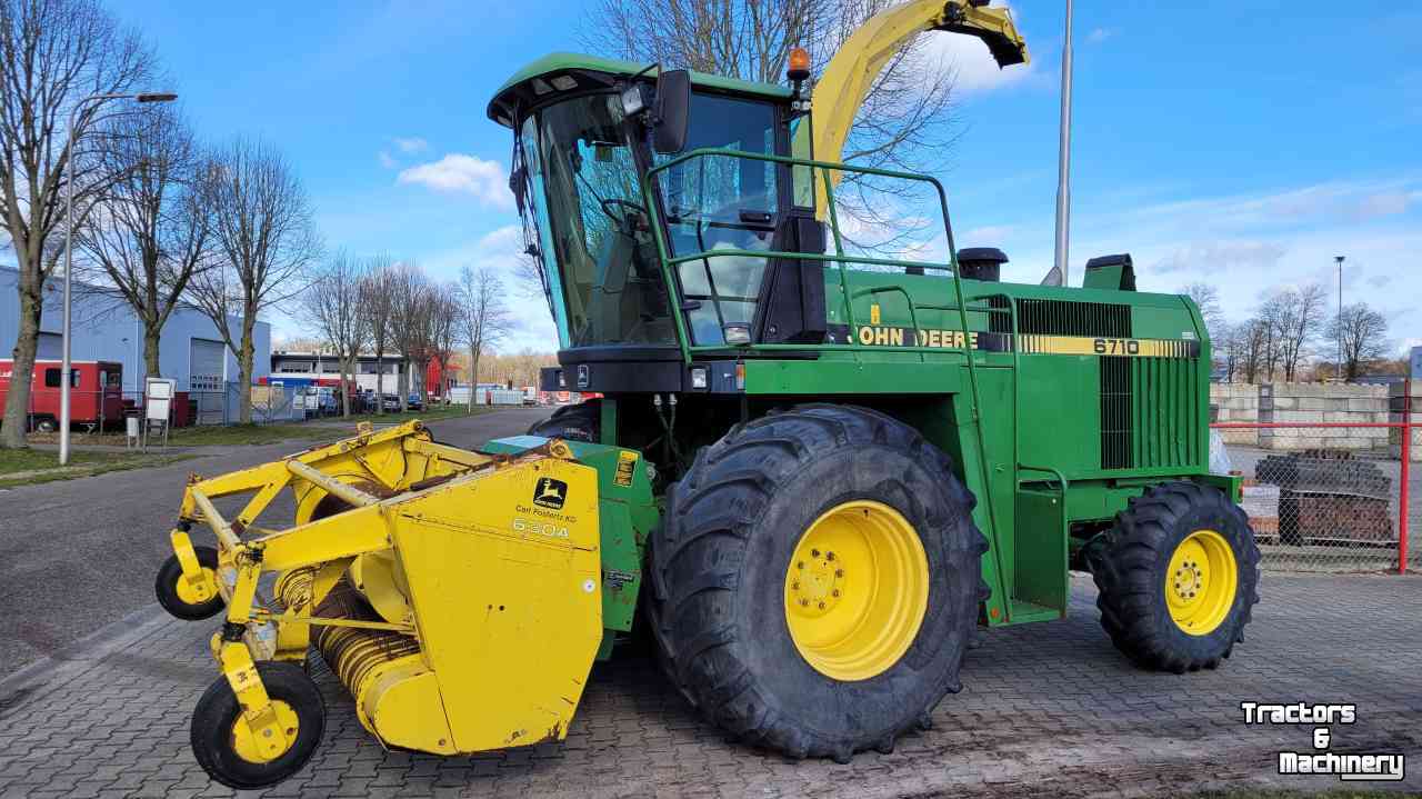 Forage-harvester John Deere 6710 4WD Veldhakselaar Forage Harvester