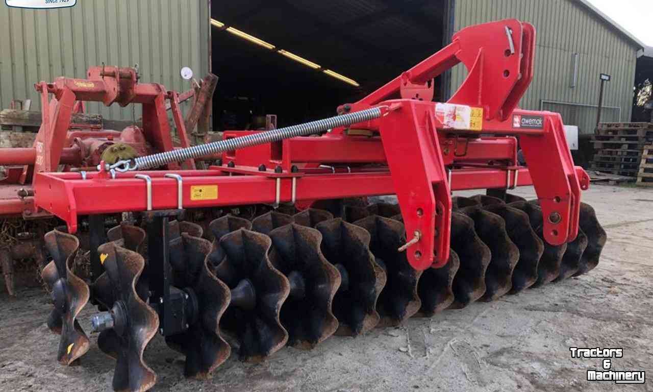 Disc harrow Awemak Cezar CFT3 Schijveneg