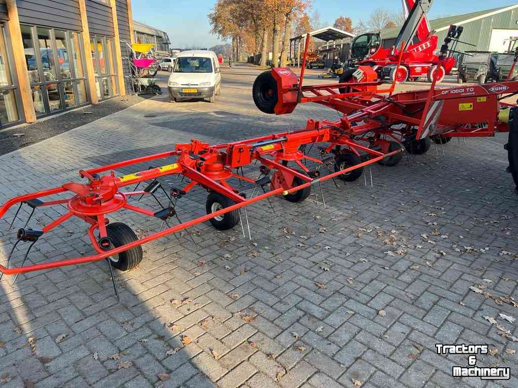 Tedder Kuhn 10601 getrokken schudder