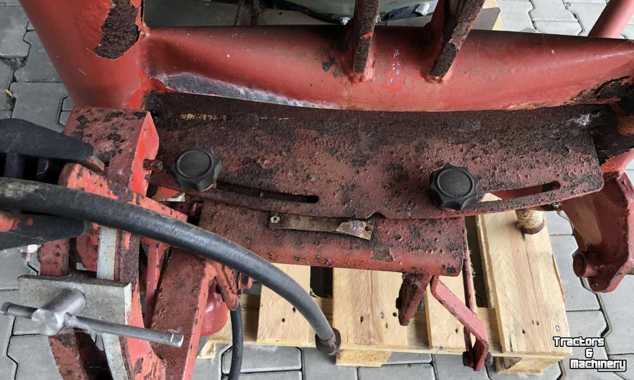 Fertilizer spreader Trioliet Kunstmeststrooier