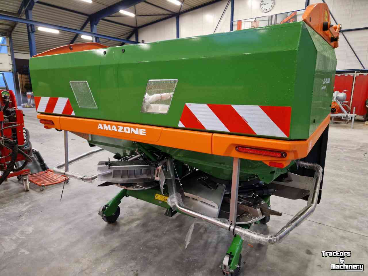 Fertilizer spreader Amazone ZA-TS 2600 SUPER PROFIS HYDRO KUNSTMEST STROOIER